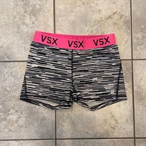 VS Sport Yoga Short